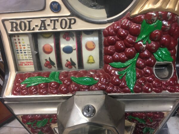 Watling Cherry Front RolATop Slot Machine with Diamond Jackpot - Image 4