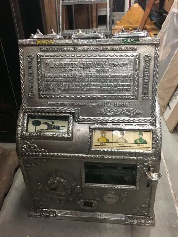 Cast Iron Gambling Token Payout Machine The Little Horse Les Petits Chevaux