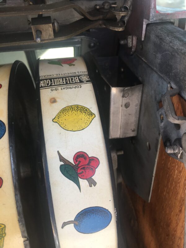 Mills 10 Mills 10 Cent Very Rare Futurity Slot Machine - Image 5