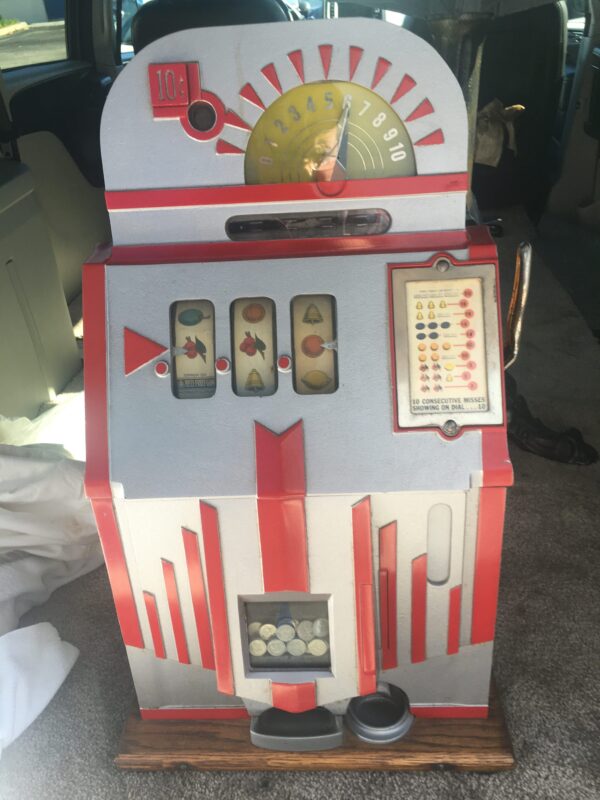 Mills 10 Mills 10 Cent Very Rare Futurity Slot Machine