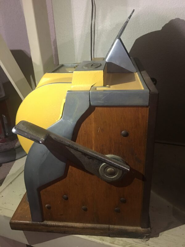 Bally Reliance Rare 5 Cent Dice Machine - Image 2